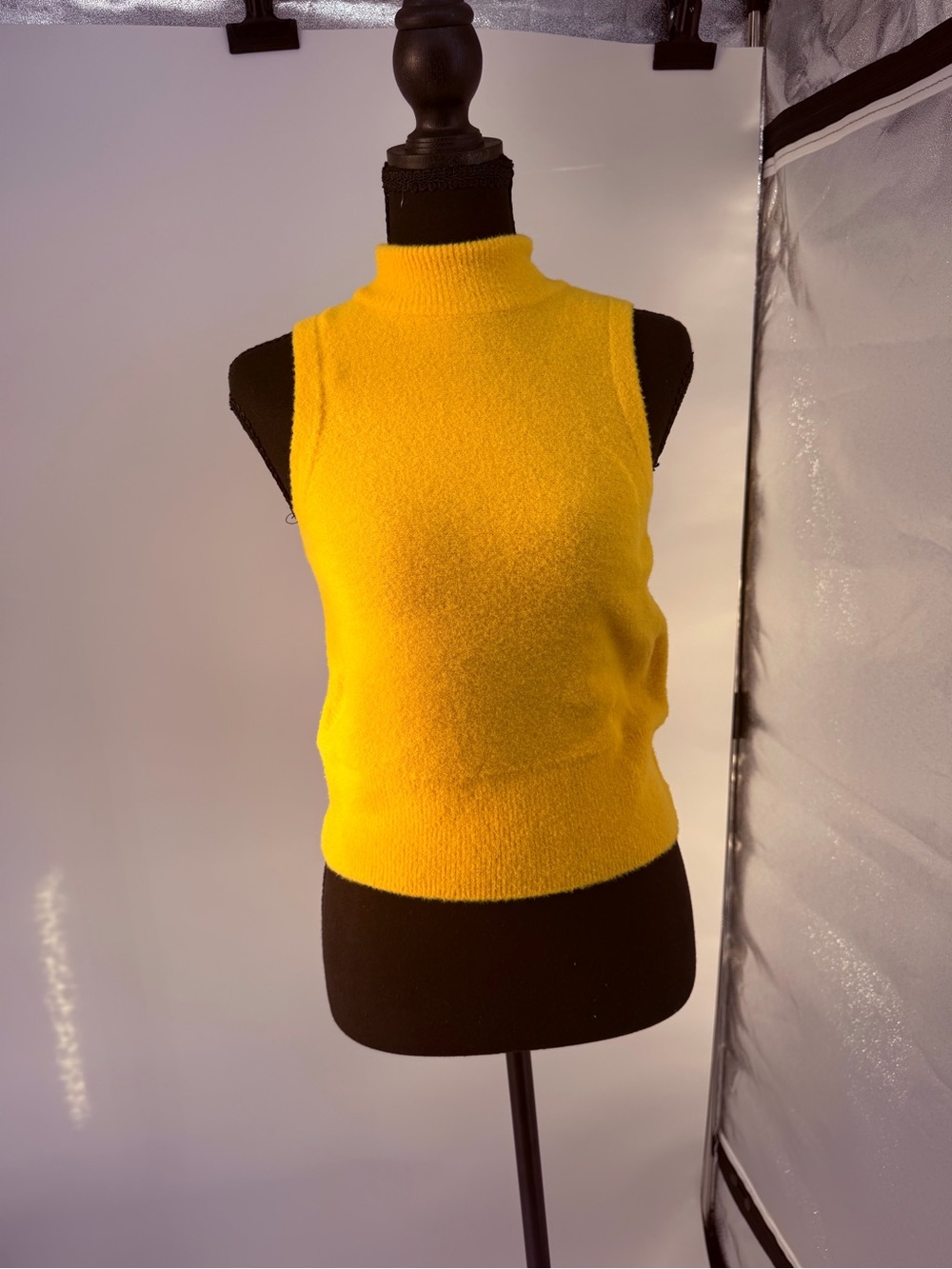 NWT Top Shop Yellow Sleeveless Mock Neck Knit Top